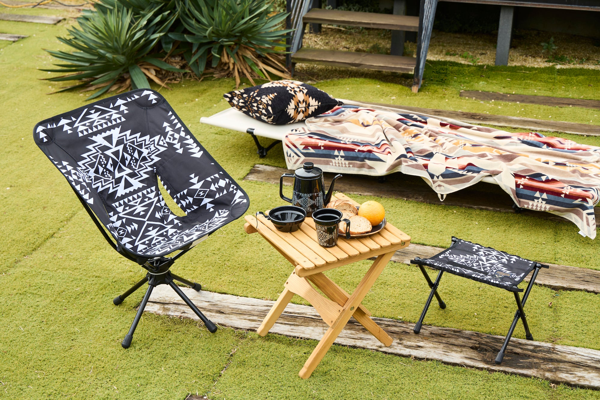 セブンイレブン 冬ギフト カタログ Swivel Helinox x Pendleton Helinox Chair 5 & Shipping Free | その他